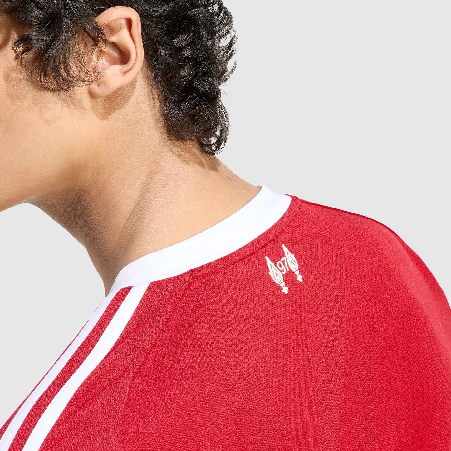 Camisa adidas Liverpool 2025/26 I Manga Longa