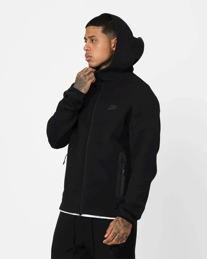 Conjunto Nike Tech Fleece Preto 2023 (New Season)
