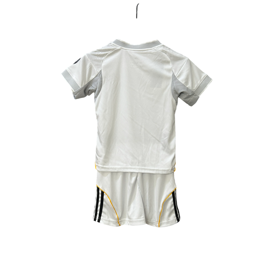 Conjunto Infantil Real Madrid Home 25/26  Adidas - Branca