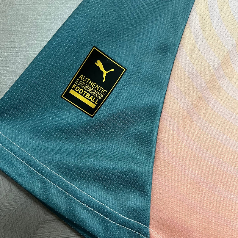 Camisa Manchester City Fourth 24/25 s/n° Torcedor Puma Masculina - Azul e Rosé