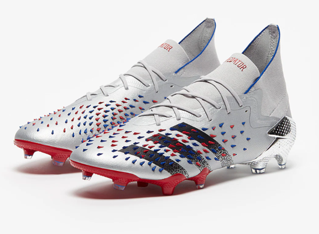 Chuteira Campo Adidas Predator Freak.1 FG Gray - Cano Alto