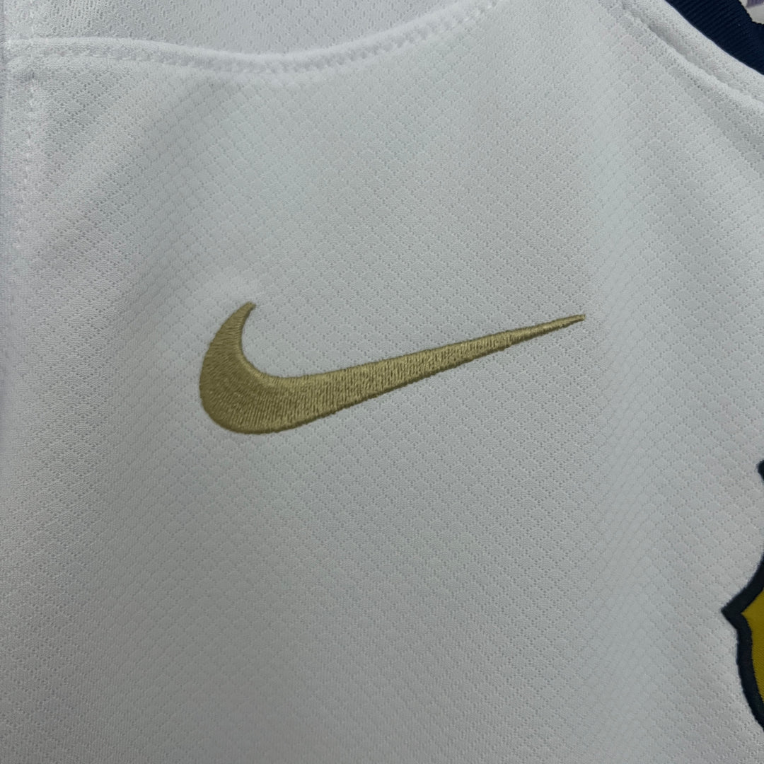 Camisa Barcelona Edição Especial 25/26 Torcedor Nike Masculina - Branca