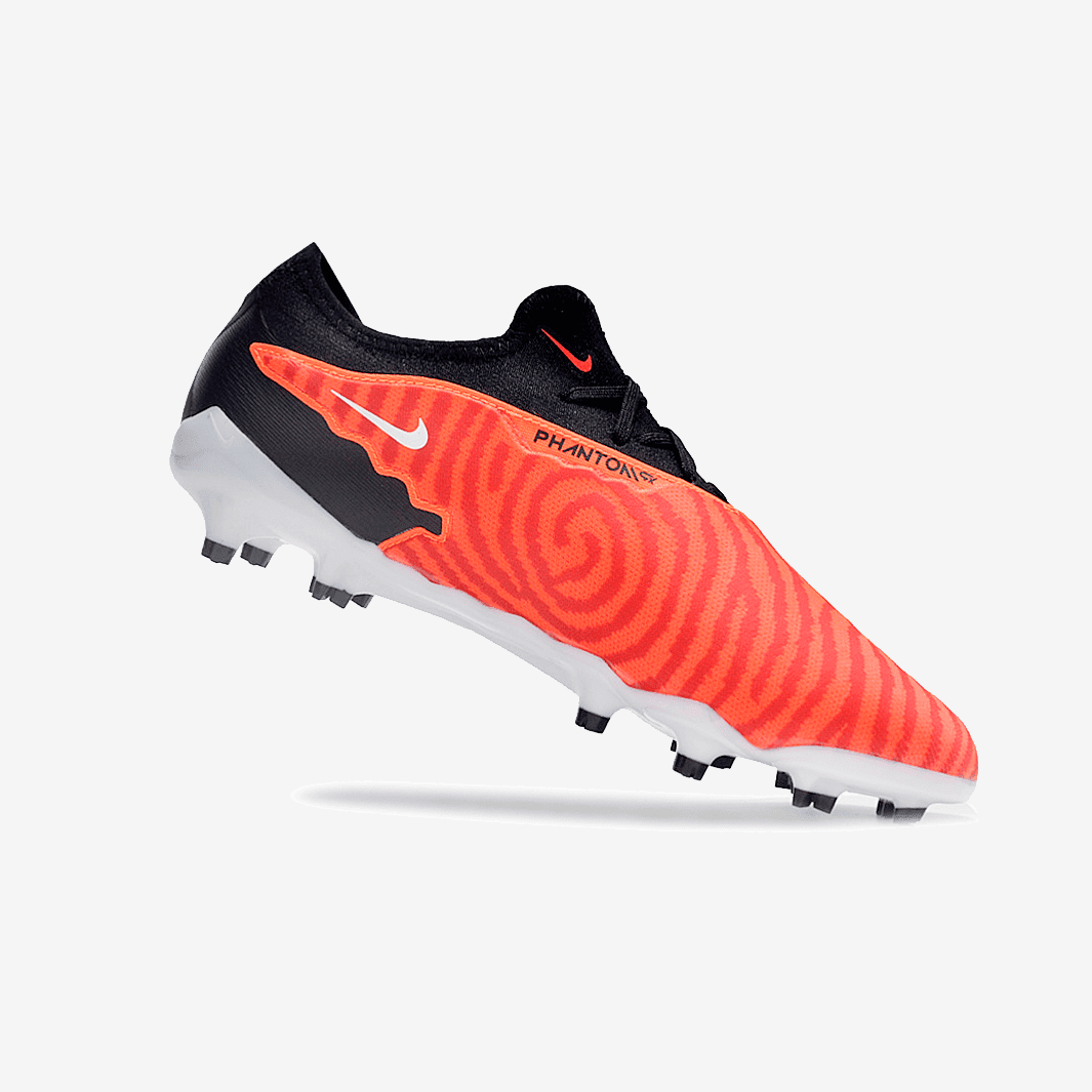 Chuteira Nike Phantom GX Academy Campo