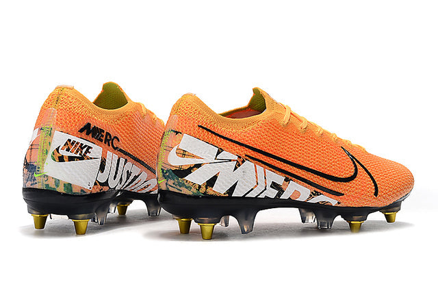 Chuteira Campo Nike Mercurial Vapor 13 Elite SG-PRO Anti Clog Orange - Low