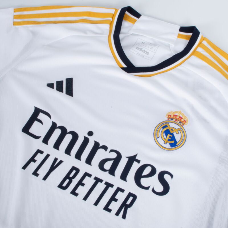 camisa-do-real-madrid-mbappe-2023-2024-torcedor-masculina-branca