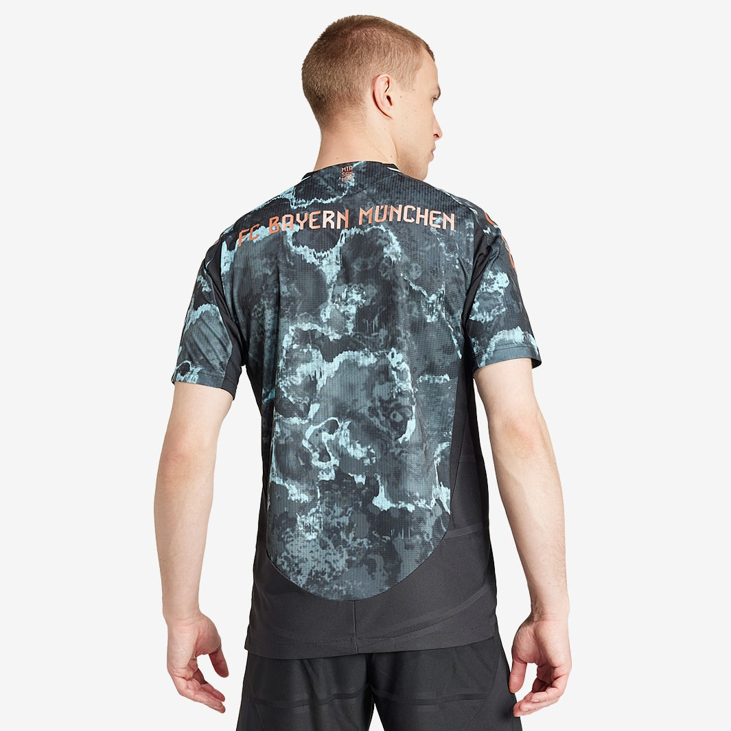 Camisa Adidas Bayern de Munique 2024/25 II Authentic