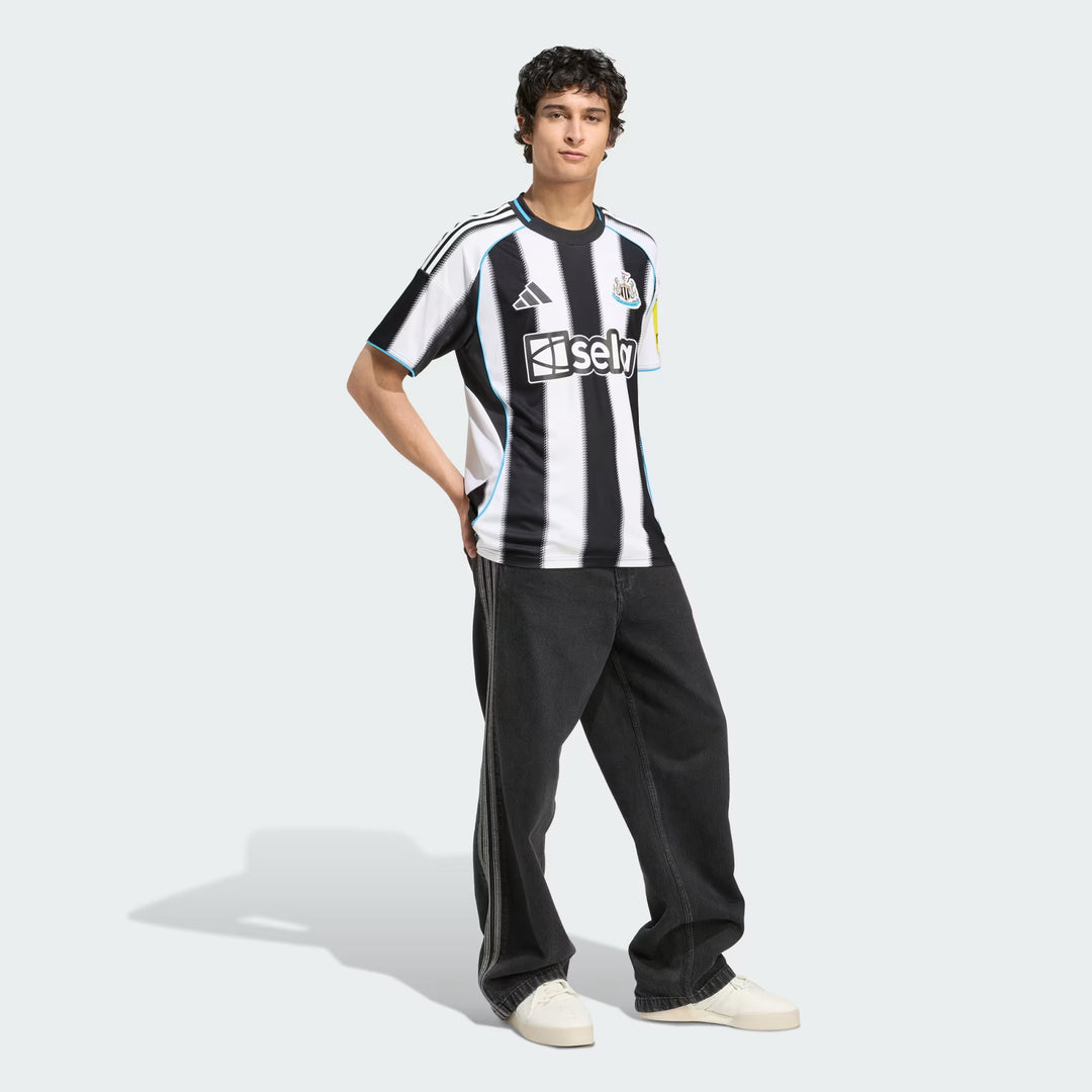 Camisa Newcastle Home 25/26 Torcedor Adidas Masculina - Preta e Branca