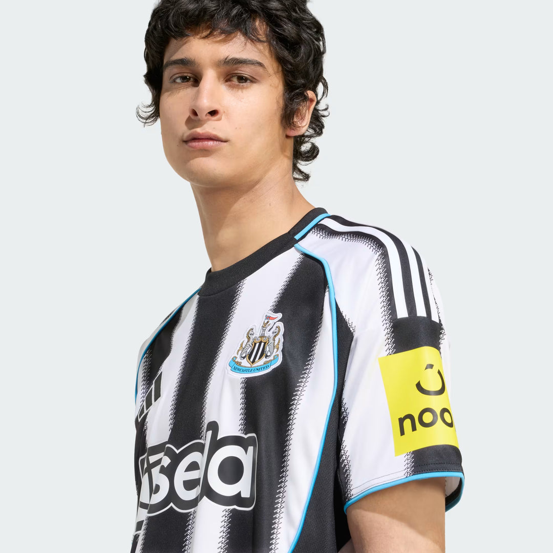 Camisa Newcastle Home 25/26 Torcedor Adidas Masculina - Preta e Branca