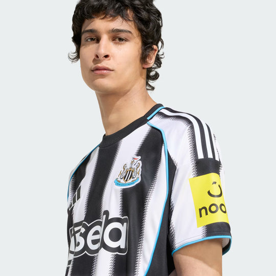 Camisa Newcastle Home 25/26 Torcedor Adidas Masculina - Preta e Branca