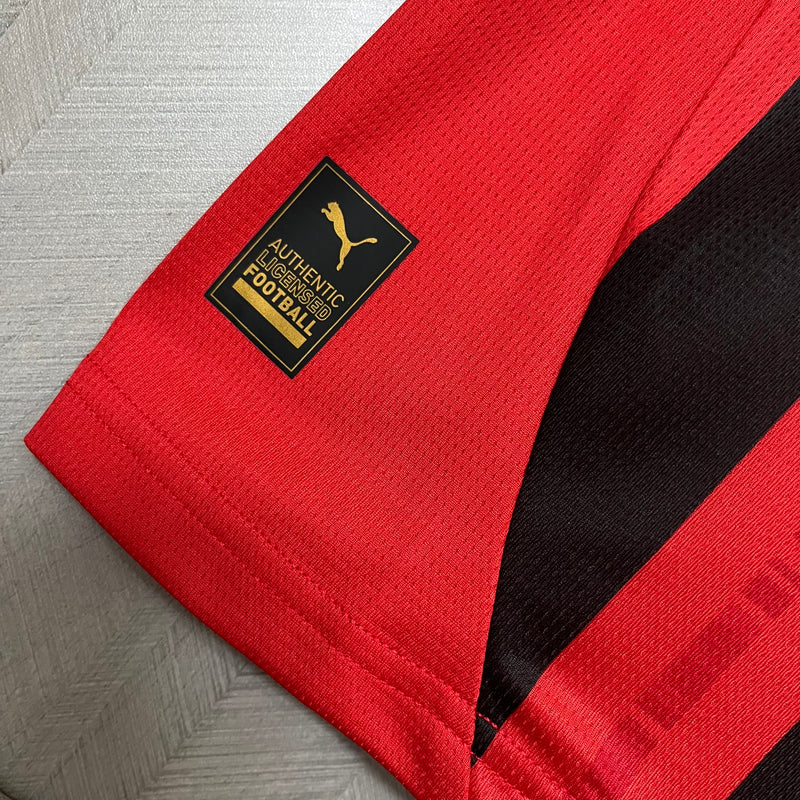 Camisa AC Milan Home 24/25 Torcedor Masculina - Preta e Vermelha