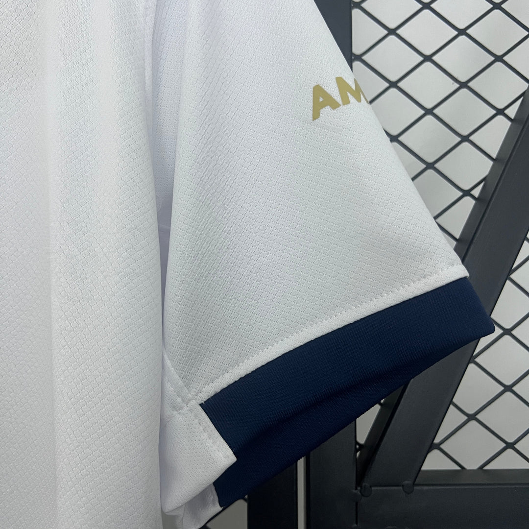 Camisa Barcelona Edição Especial 25/26 Torcedor Nike Masculina - Branca