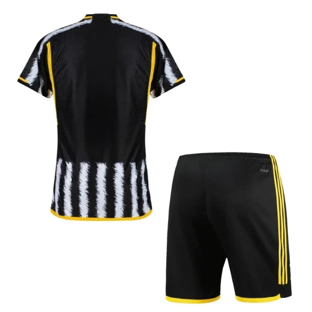 Conjunto Infantil Juventus Home 23/24 - Branco e Preto